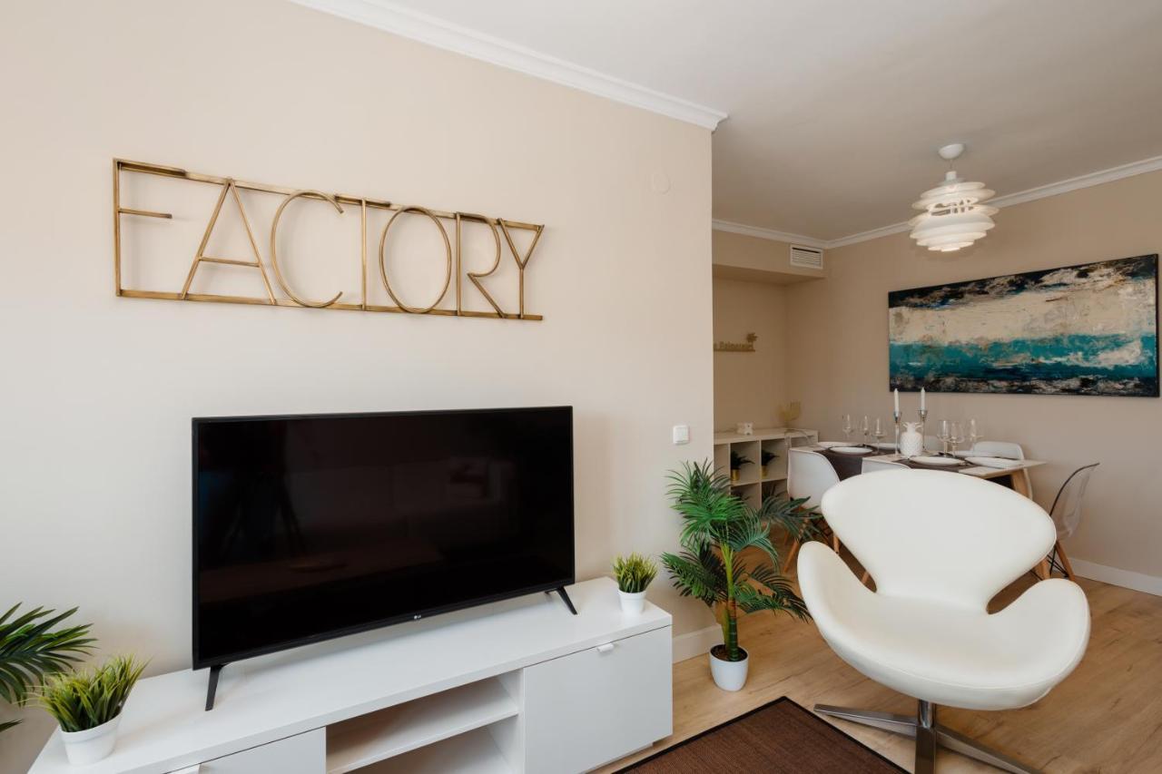 In The Historic Center Of Malaga, Very Close To The Beach And The Ave Train Station, With Private Parking Eksteriør billede