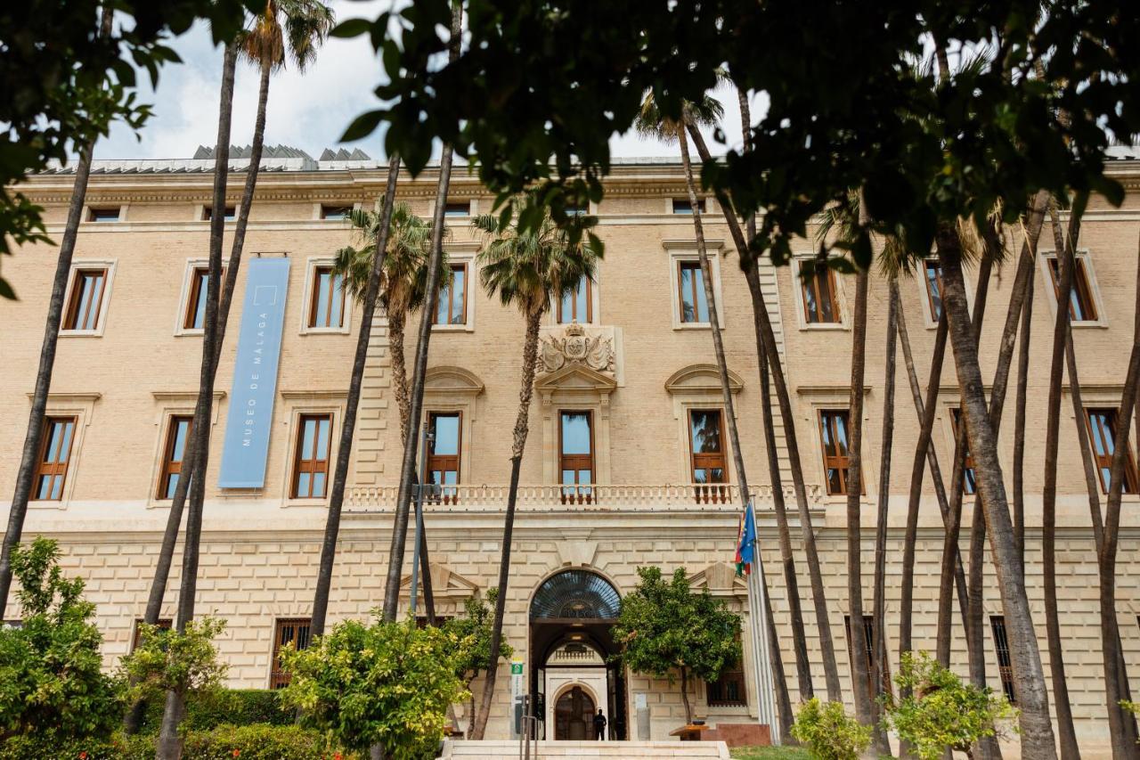 In The Historic Center Of Malaga, Very Close To The Beach And The Ave Train Station, With Private Parking Eksteriør billede