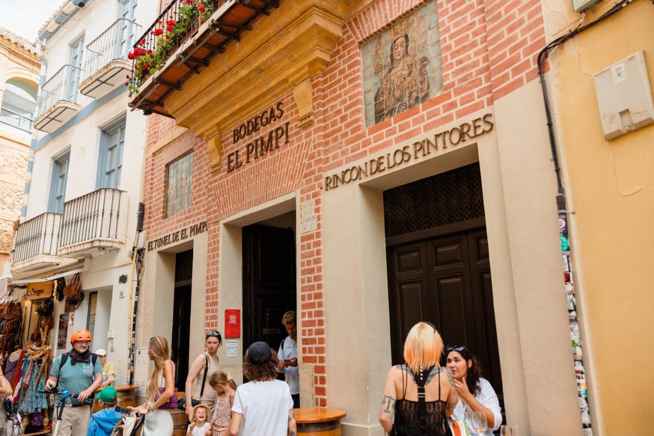 In The Historic Center Of Malaga, Very Close To The Beach And The Ave Train Station, With Private Parking Eksteriør billede