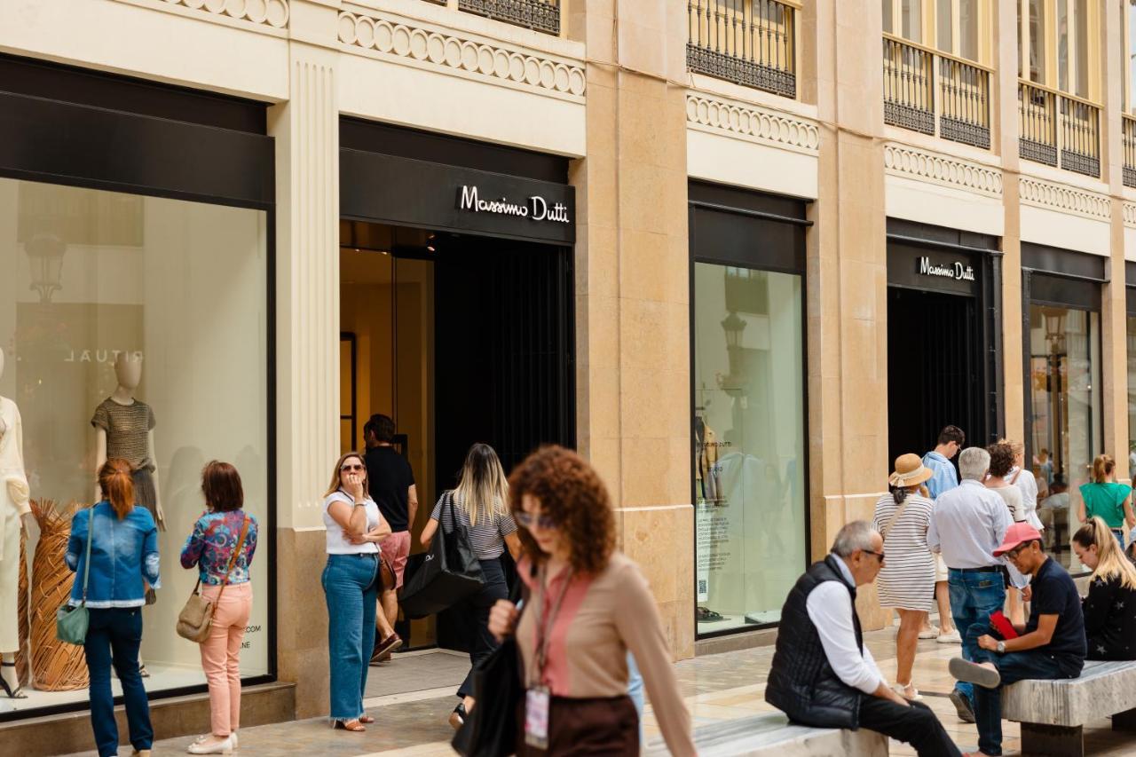 In The Historic Center Of Malaga, Very Close To The Beach And The Ave Train Station, With Private Parking Eksteriør billede